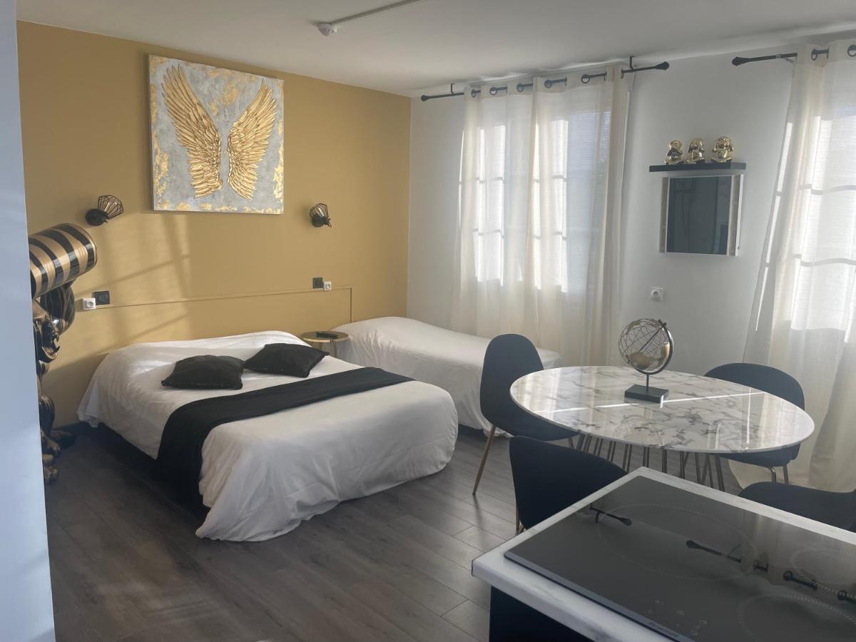 Family Hotel - Site Du Parc 조네이클랑 외부 사진