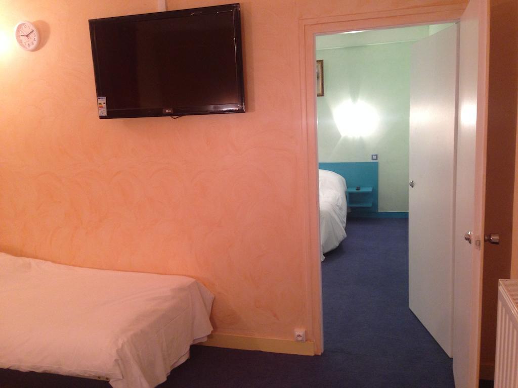 Family Hotel - Site Du Parc 조네이클랑 객실 사진