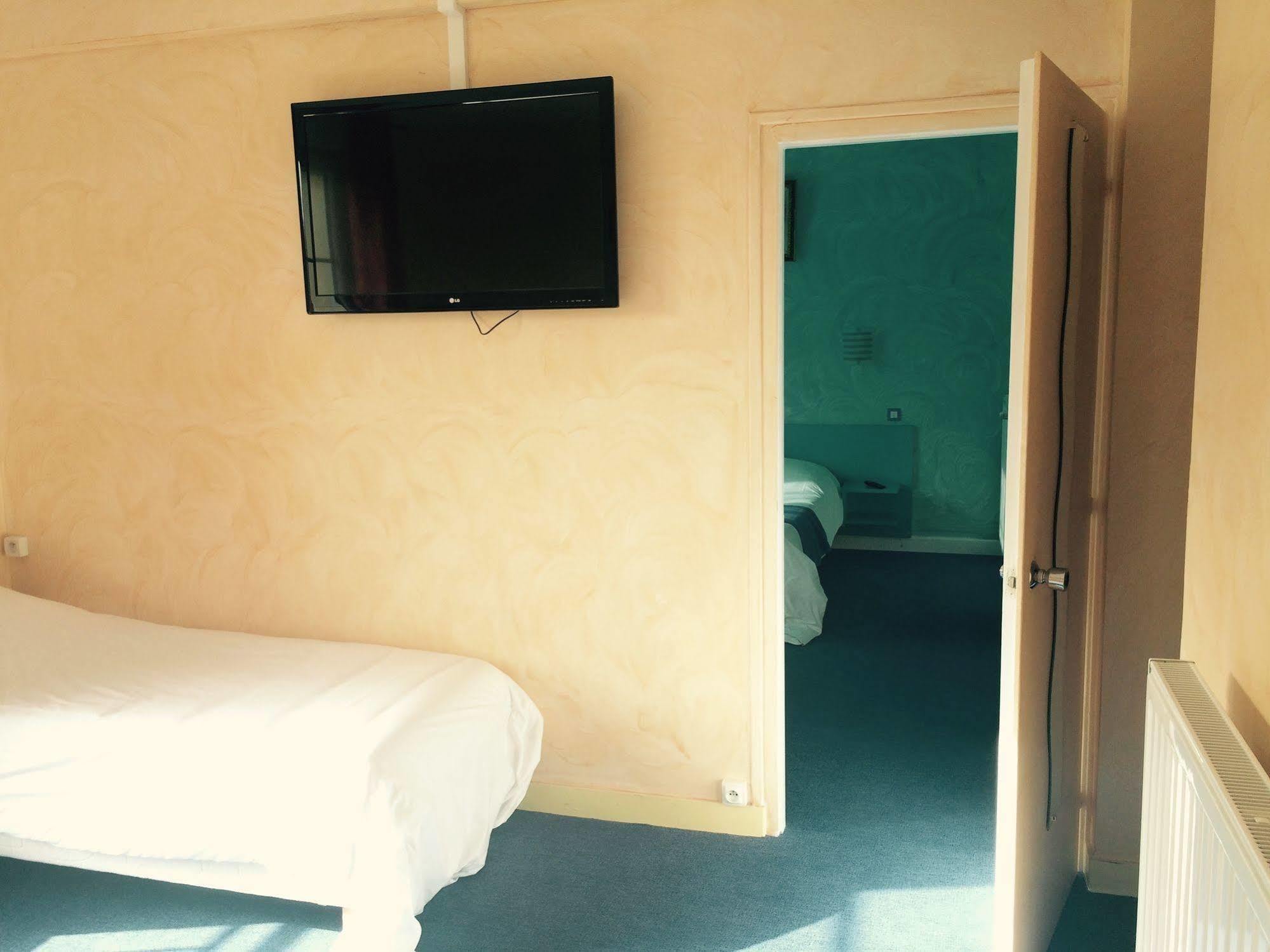 Family Hotel - Site Du Parc 조네이클랑 외부 사진