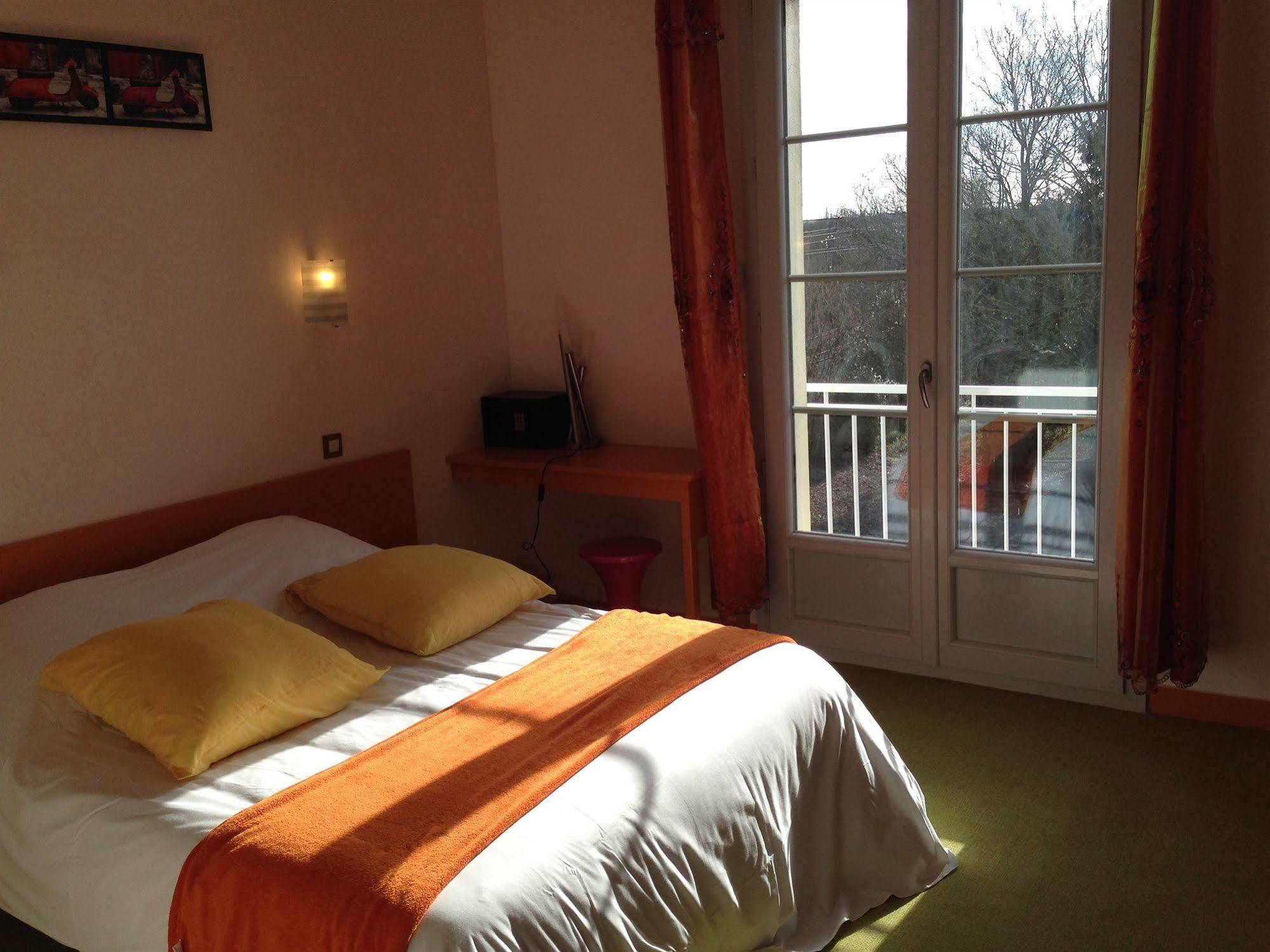 Family Hotel - Site Du Parc 조네이클랑 외부 사진